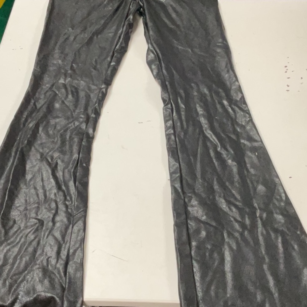 COMMANDO Faux Leather Flared Legging
U1-43 - Picture 5 of 7